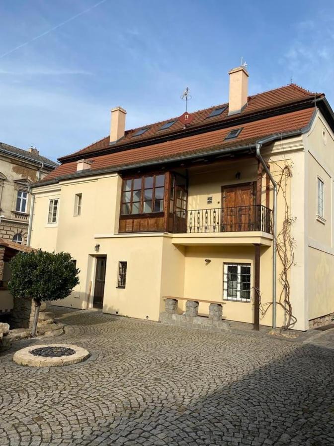 Galerie Vila Lucia 5 -Loft Apartman Plzeň Exteriör bild